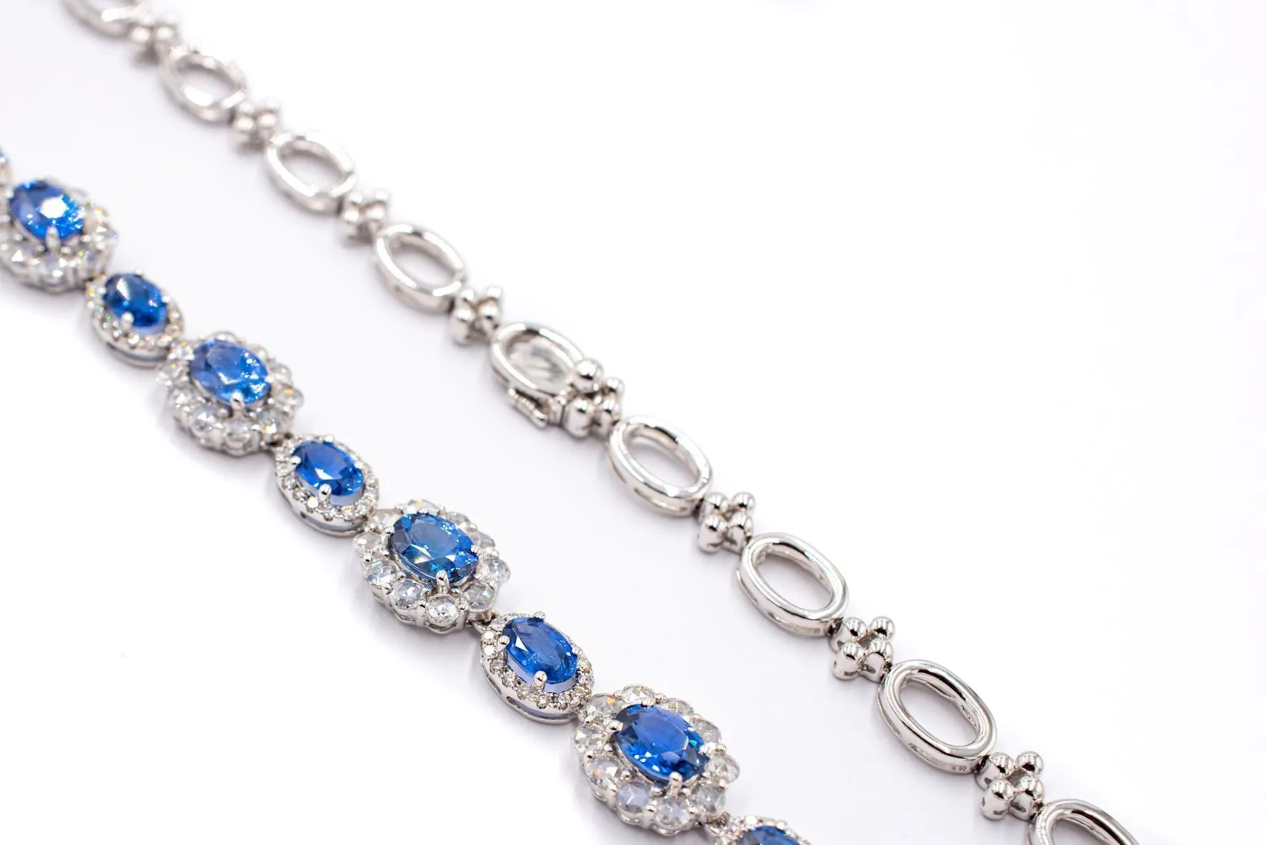 15.76 ct Sapphire and Diamond Necklace 18k