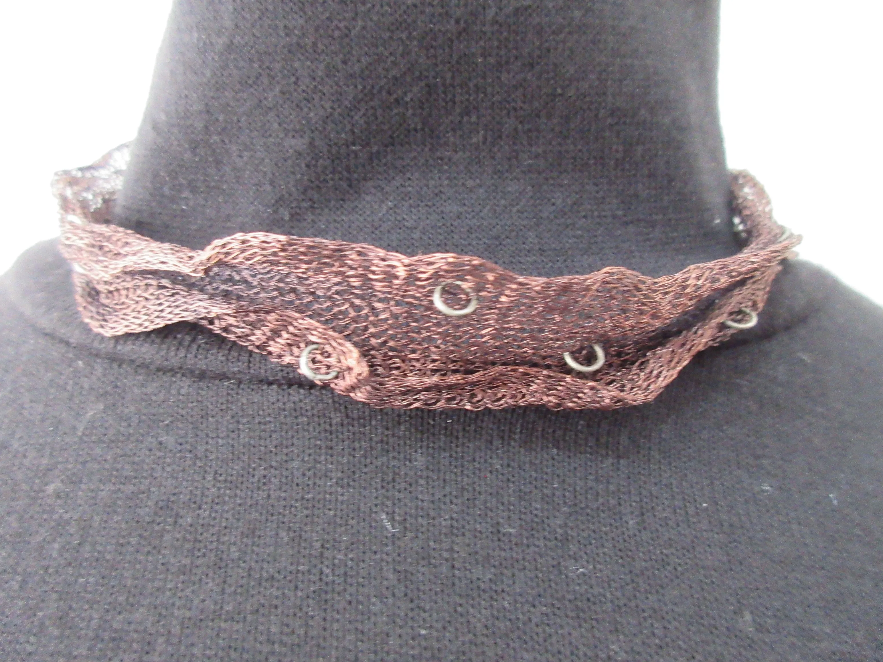 20A65C -Dark Brown Scrunched Ribbon with Metal Rings Choker