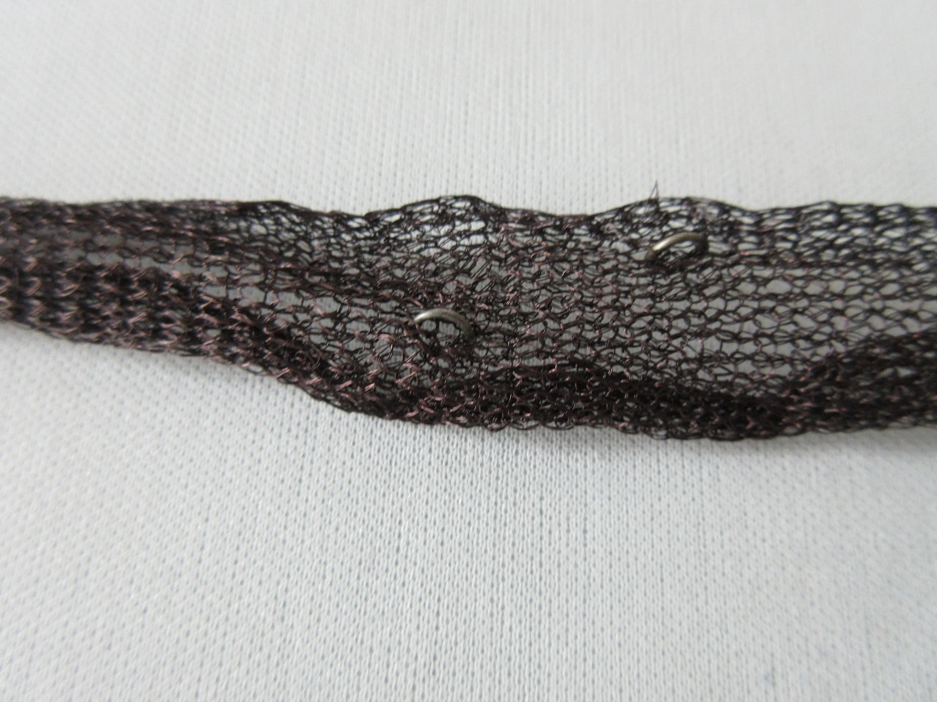 20A65C -Dark Brown Scrunched Ribbon with Metal Rings Choker