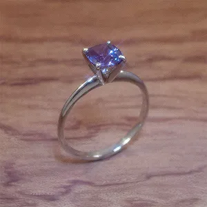 Alexandrite Solitaire