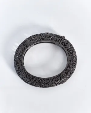 Chanel filigree bracelet, grey