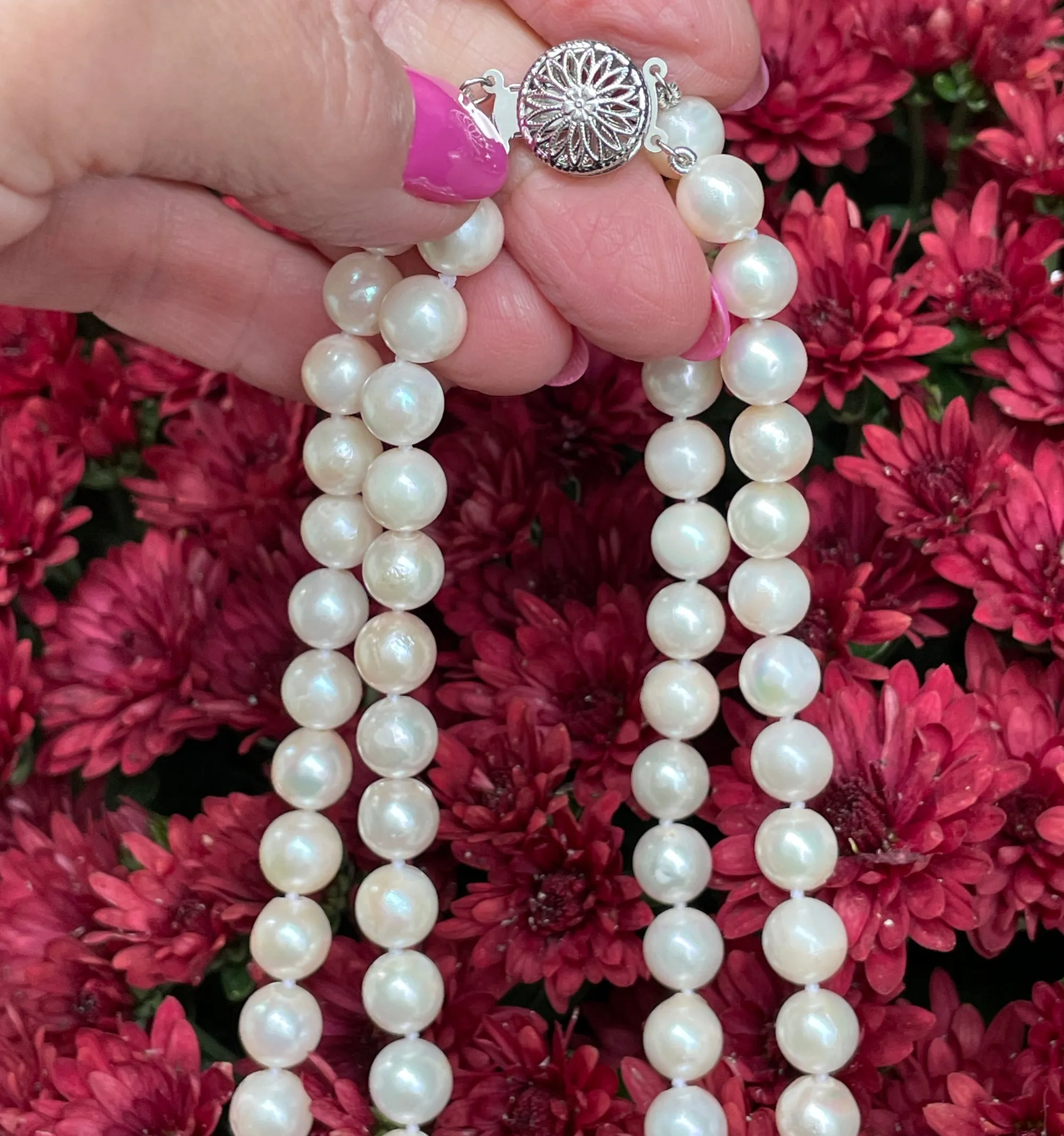 Classic Cultured Japanese PEARL 8.4mm White Double Strand Vintage NECKLACE 14k Gold