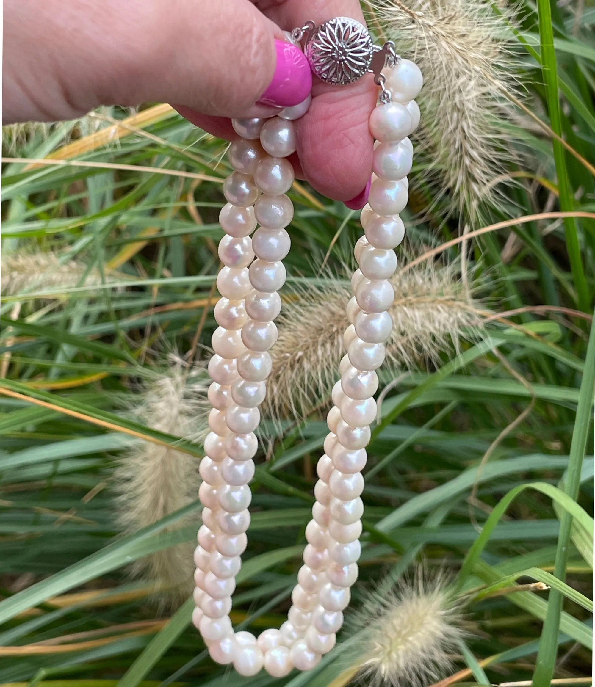 Classic Cultured Japanese PEARL 8.4mm White Double Strand Vintage NECKLACE 14k Gold