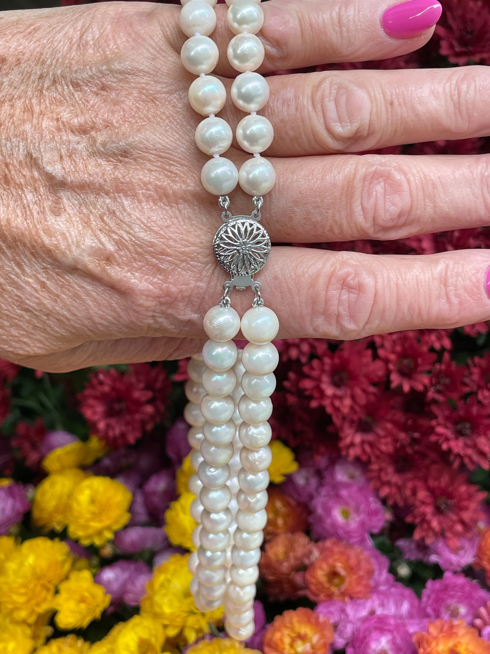 Classic Cultured Japanese PEARL 8.4mm White Double Strand Vintage NECKLACE 14k Gold