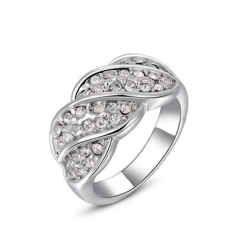 French Twist Pavé Cocktail Cz Ring in 18K Rose or White Gold Plated for Woman Glamour Statement