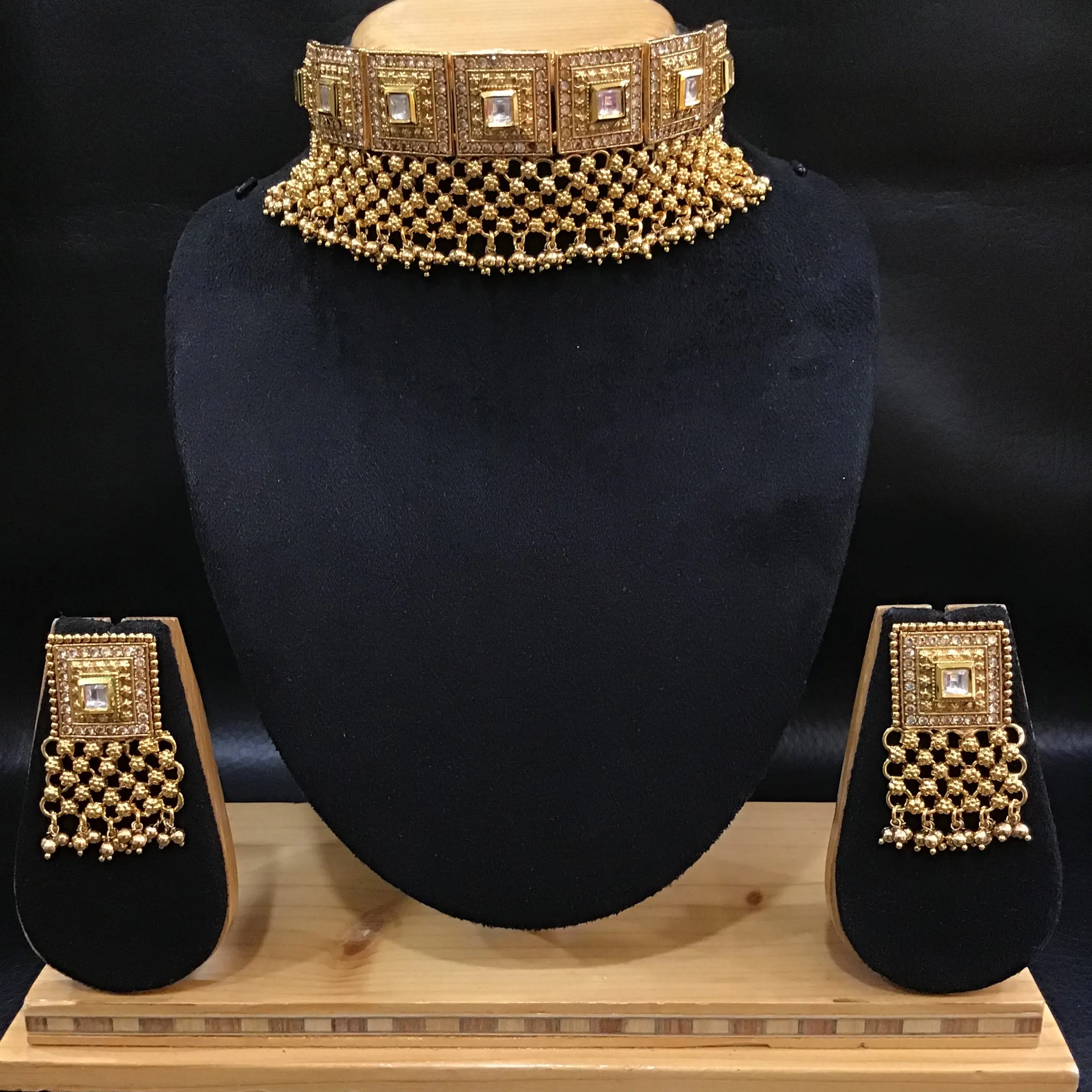 Gold Gold Look Necklace Set 10721-6417