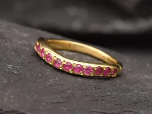 Gold Ruby Ring - Curved Band, Natural Ruby Ring, Minimalist Stackable Band