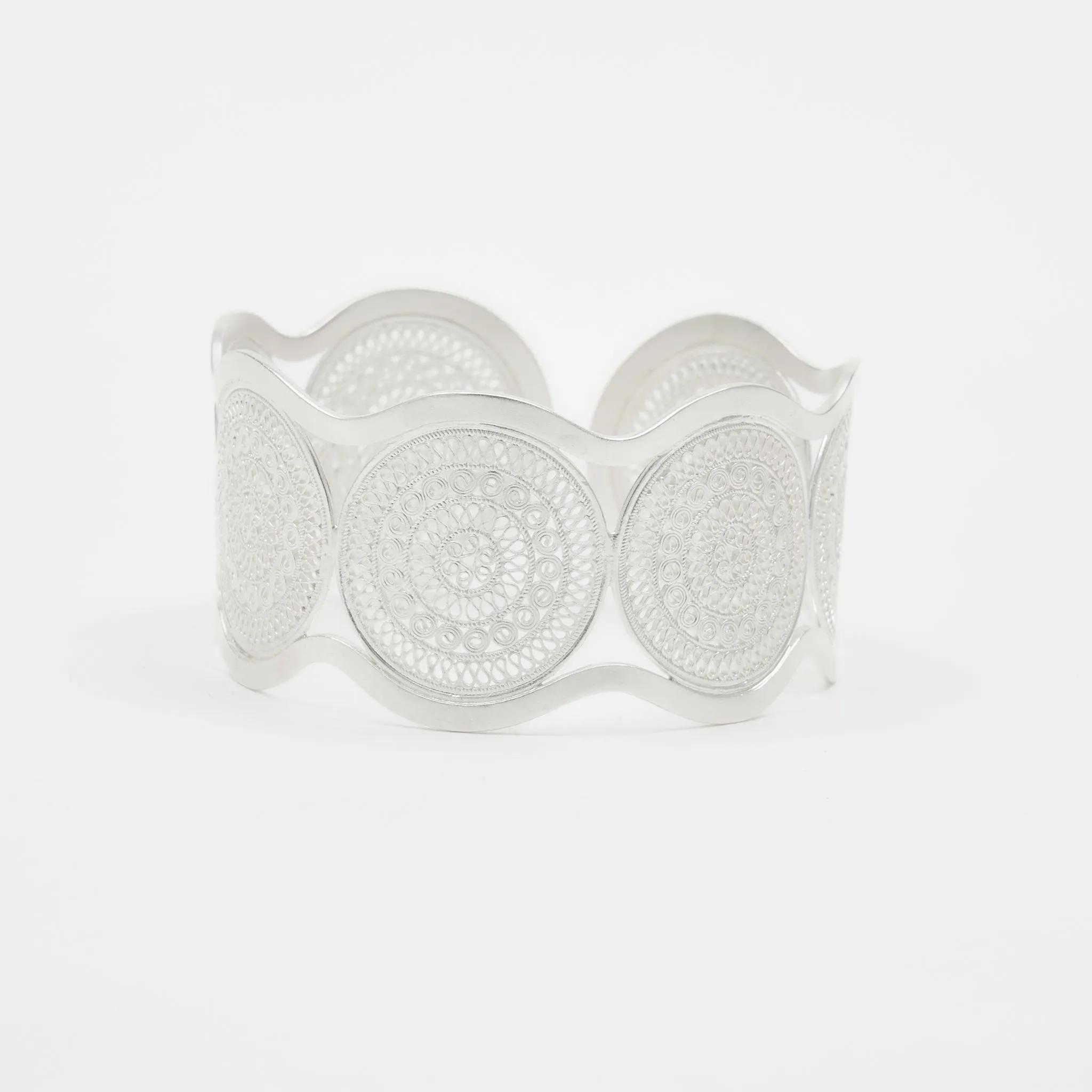 Lite Tempo Twist Cuff Bracelet