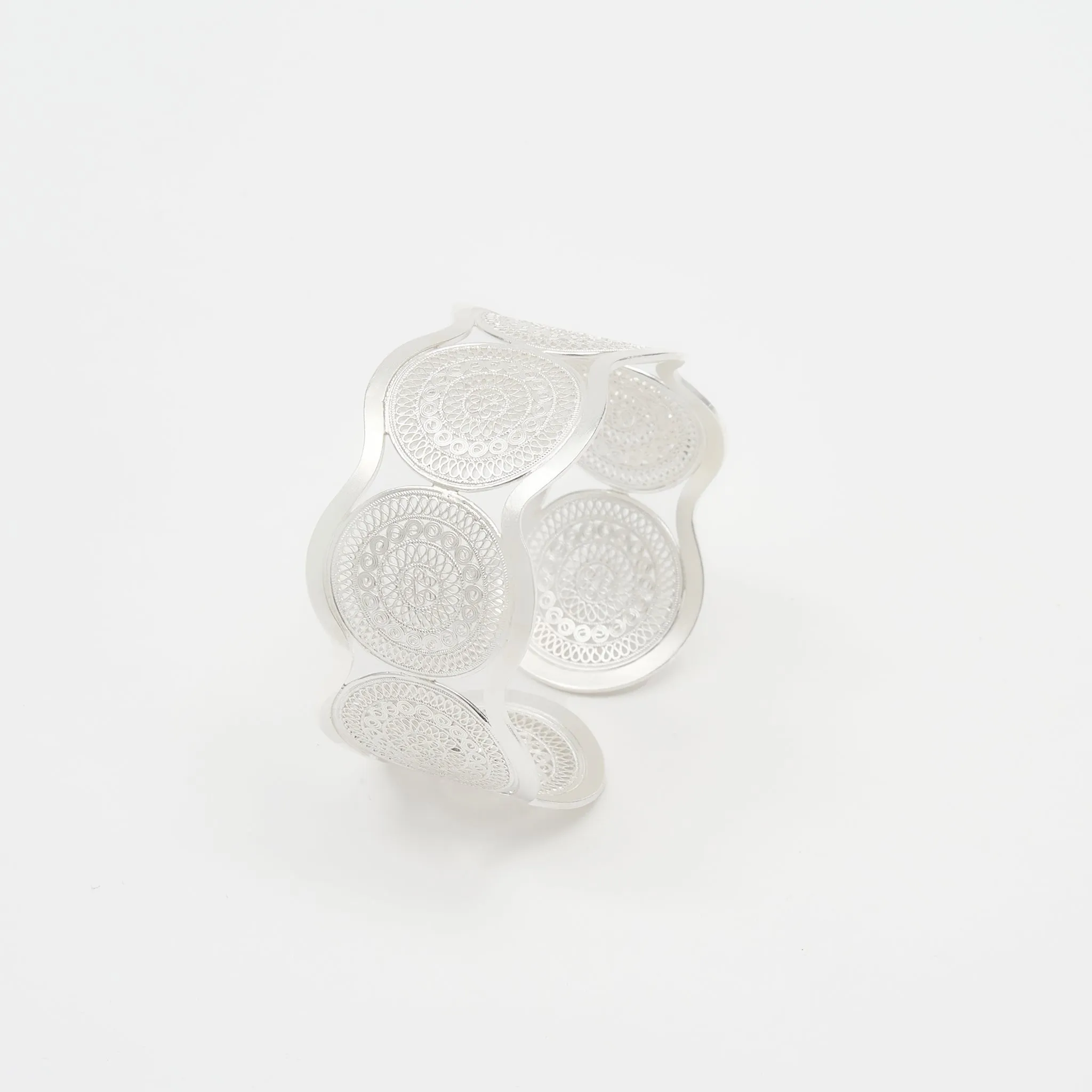 Lite Tempo Twist Cuff Bracelet