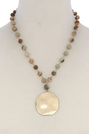 Metal Circle Beaded Short Necklace