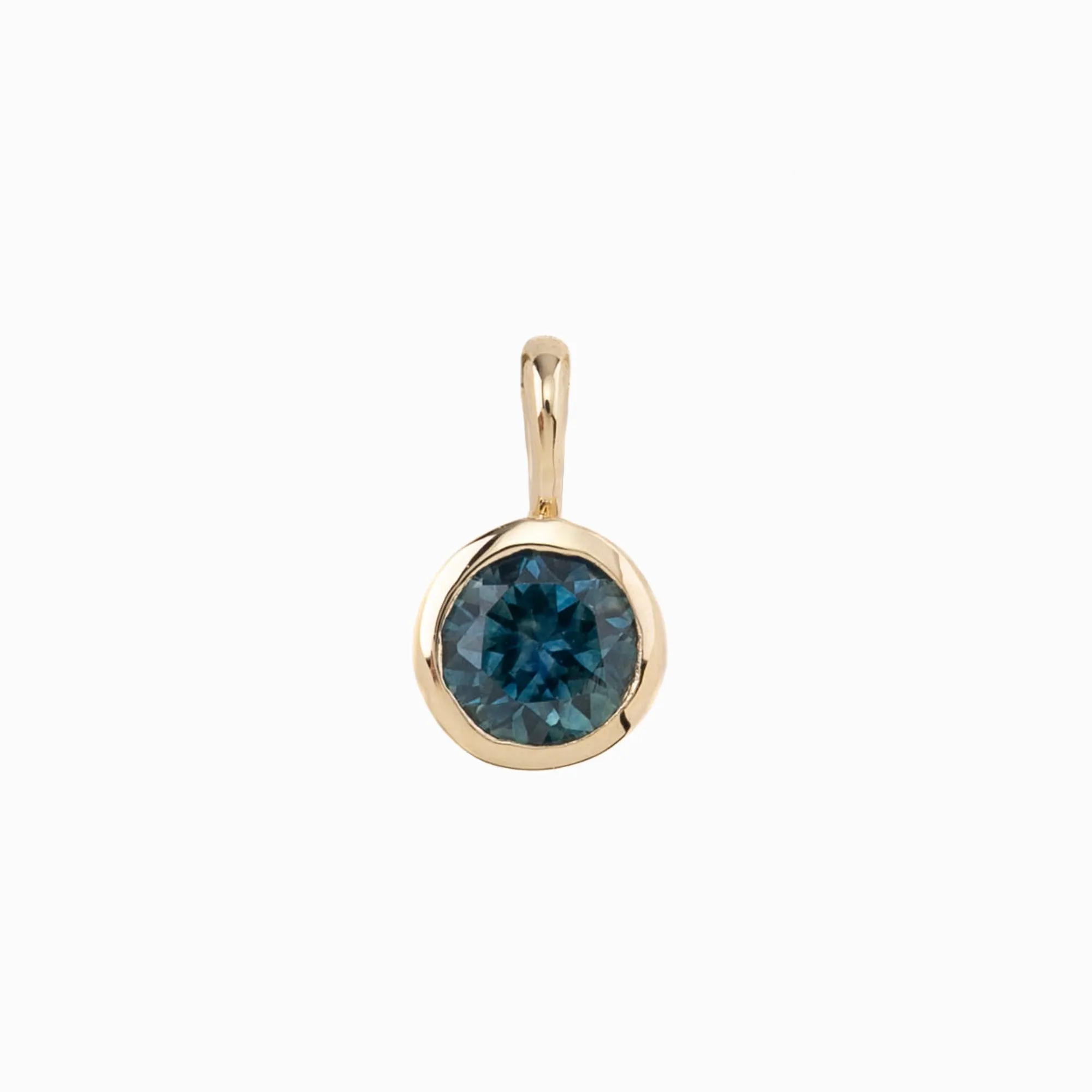 Montana Sapphire Patia Round Charm