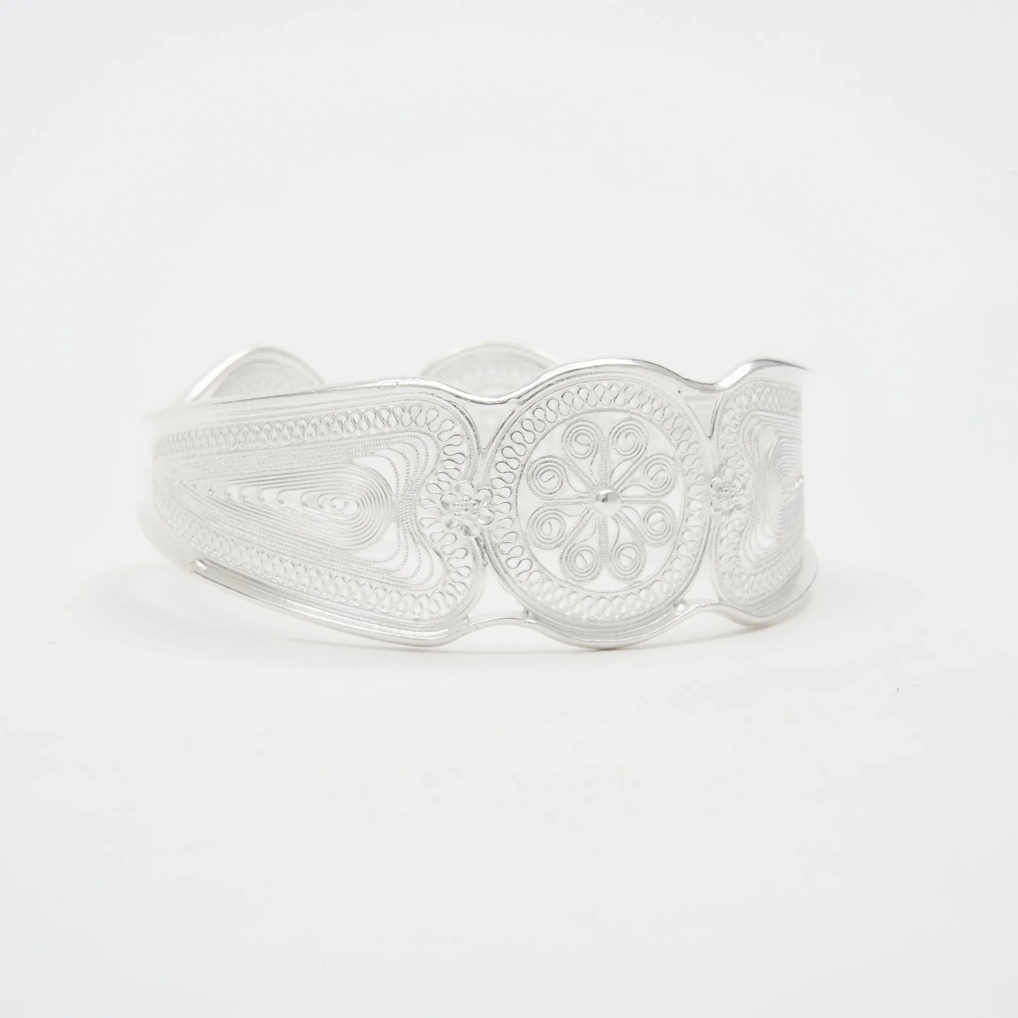 Nova Echo Cuff