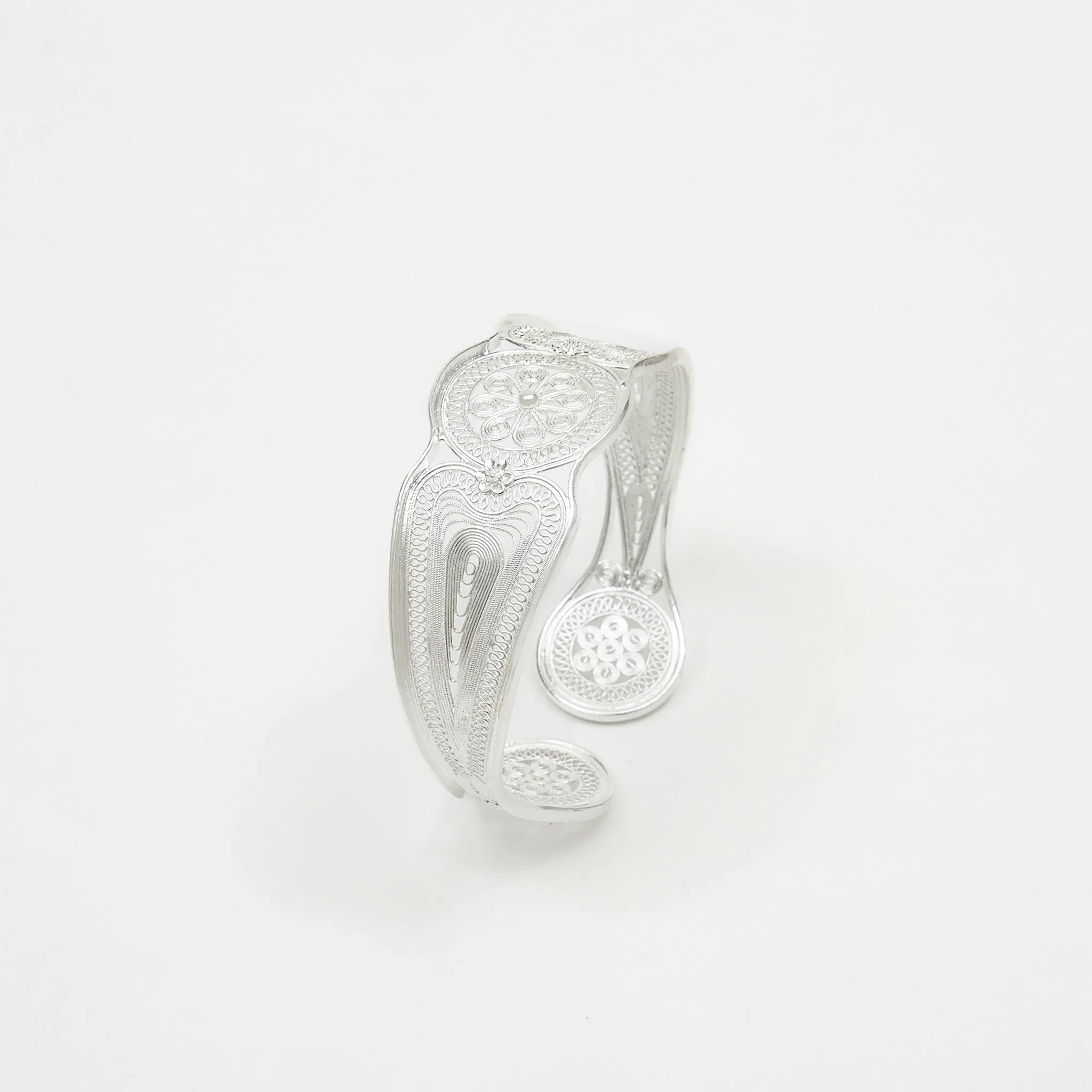 Nova Echo Cuff