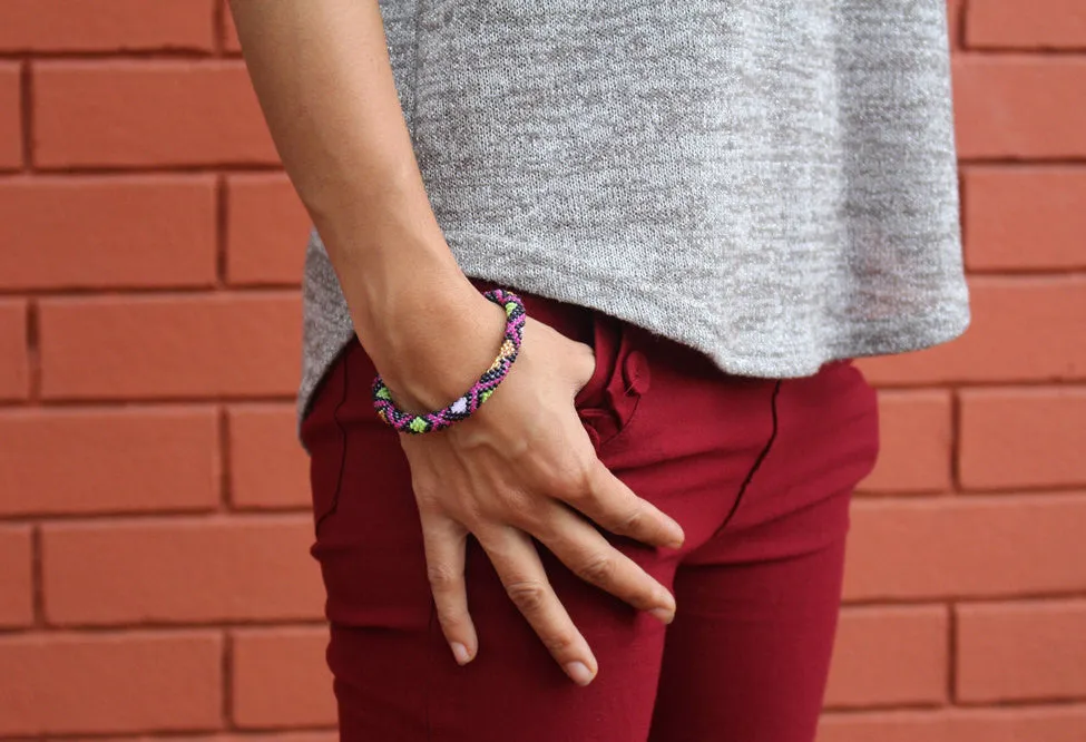 Sizzle In The Dark Roll Beads Bracelet