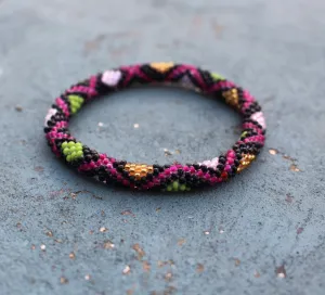 Sizzle In The Dark Roll Beads Bracelet