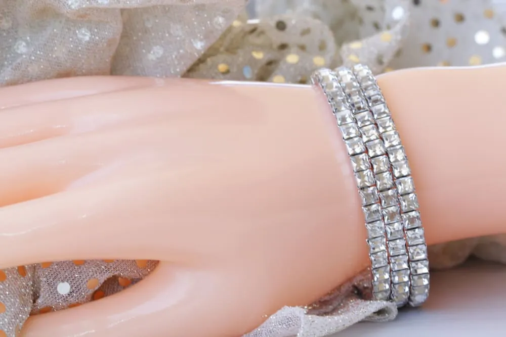WOMAN TENNIS BRACELET