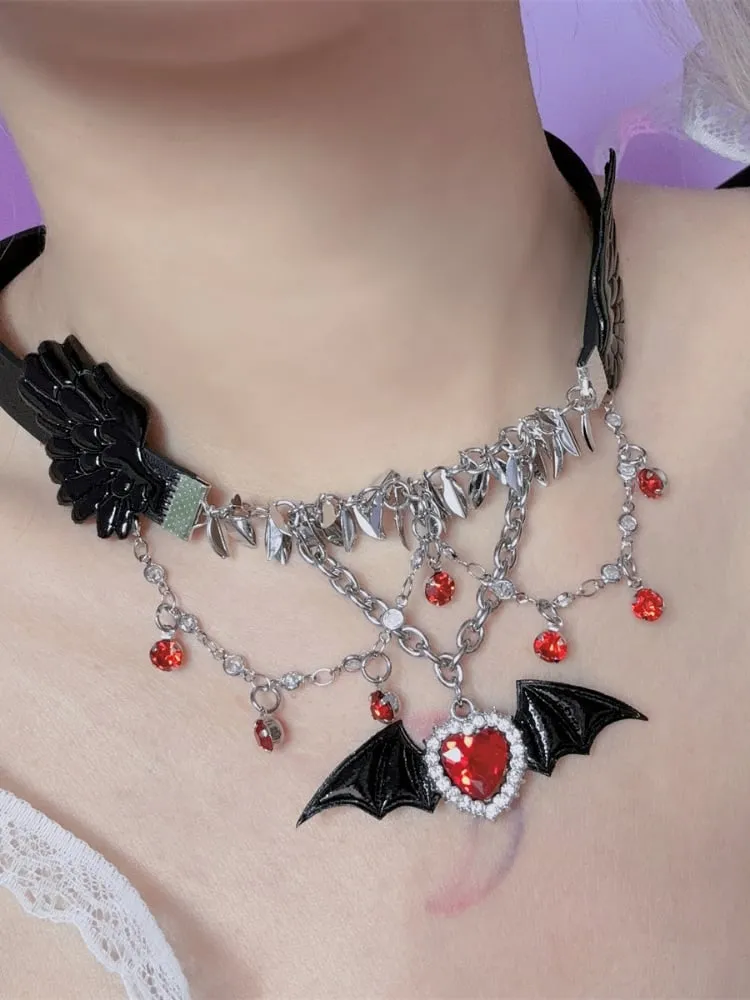 Y2K Wing Heart-shaped Pendant Punk Choker